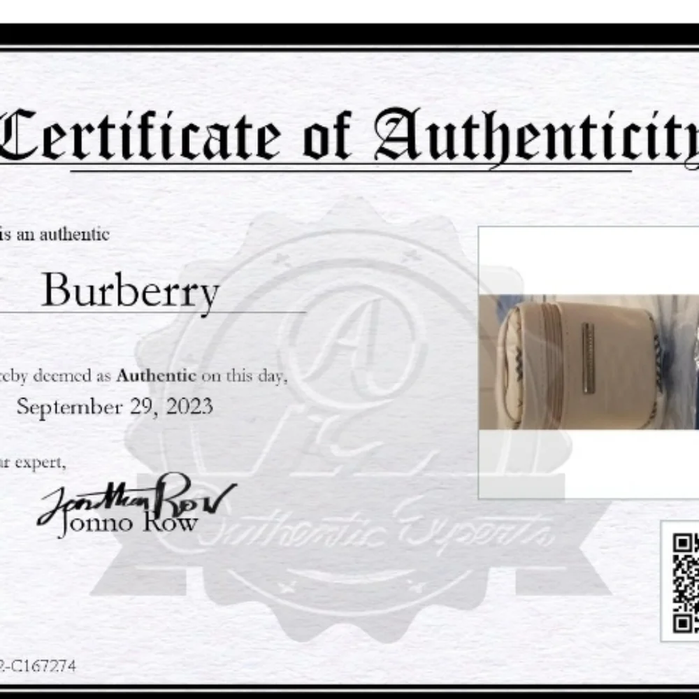 Burberry Pouch